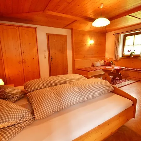 Kartnall's Alm Apartment